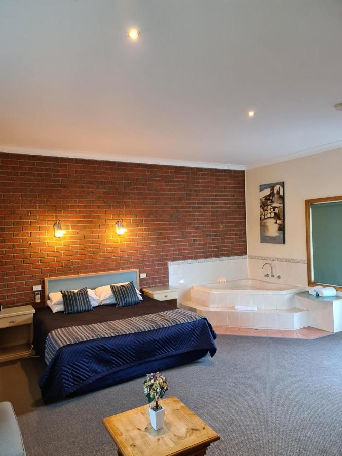 Bairnsdale Tanjil Motor Inn エクステリア 写真