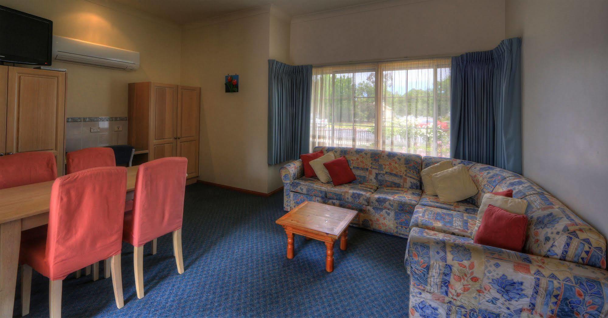 Bairnsdale Tanjil Motor Inn エクステリア 写真