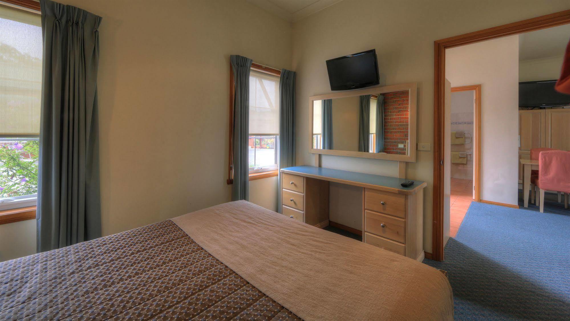 Bairnsdale Tanjil Motor Inn エクステリア 写真