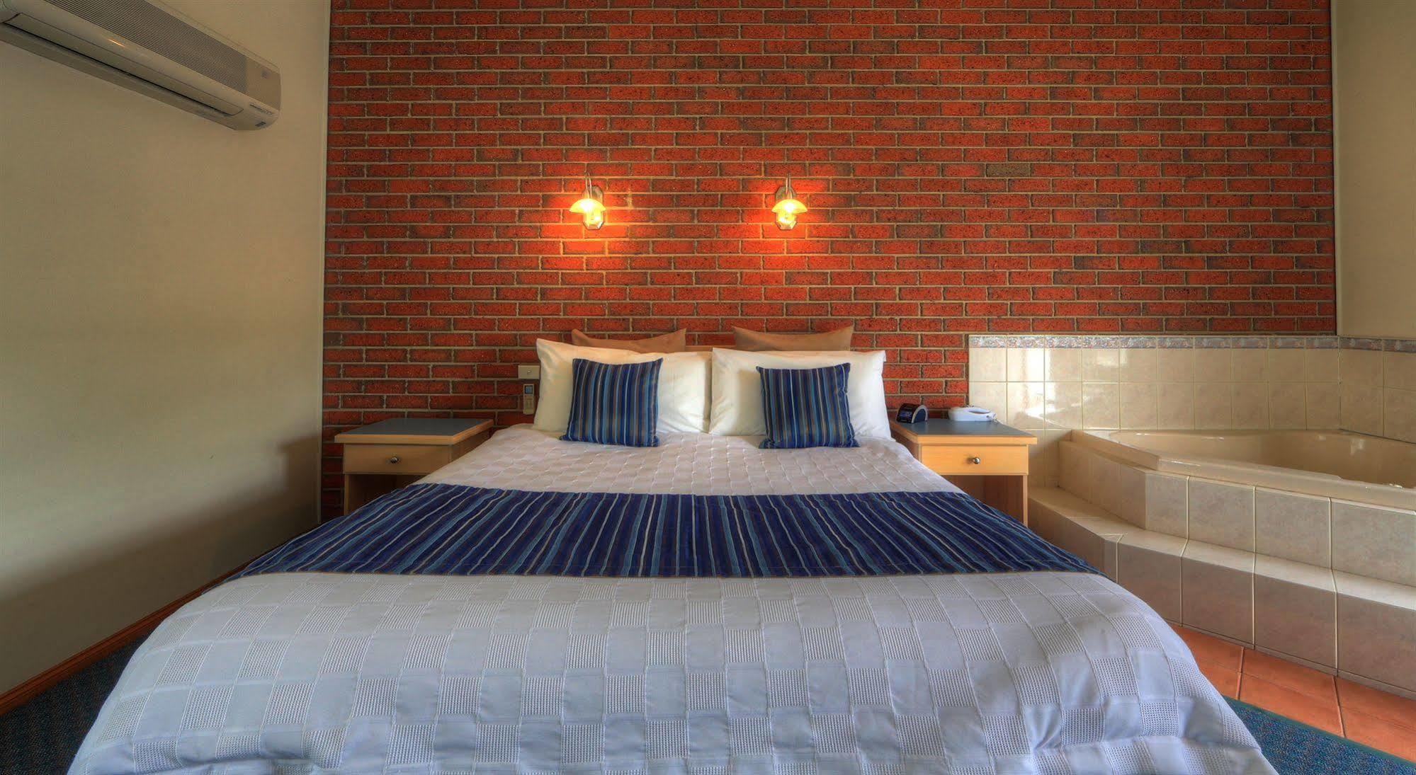 Bairnsdale Tanjil Motor Inn エクステリア 写真